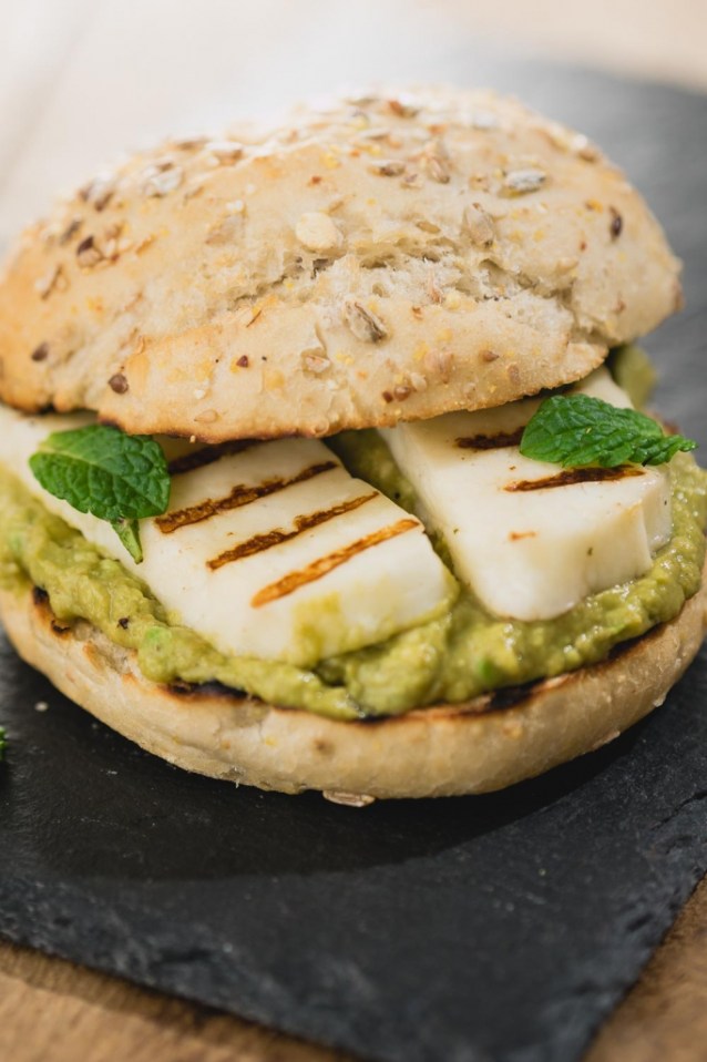 halloumi-burger-2-van-2-1